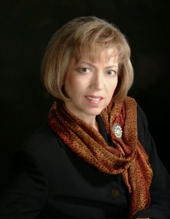 228a1-lynn2bphoto2bnew2bbio2b1-3-032bmedium